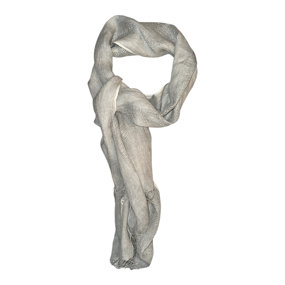 Elegant Gray Scarf‎